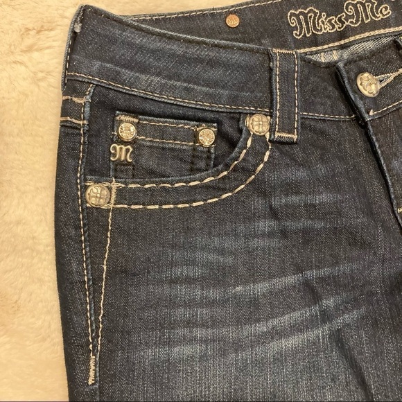 Miss Me Woman’s Size 25 Embellished Dark Wash Straight Jeans - Picture 9 of 14